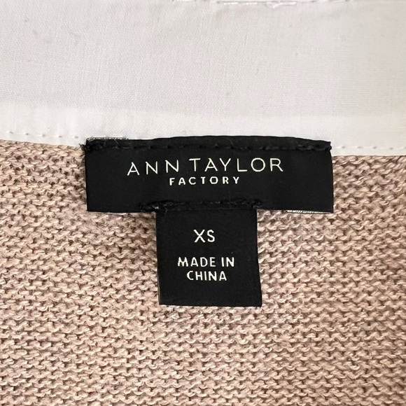 Ann Taylor Faux Layered Y2K Tan Sweater Vest with White shirt, XS - Picture 8 of 12